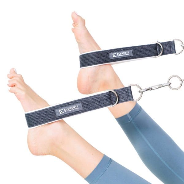 ELEMENTS Pilates Single Loop Straps, grey with white, 2 D rings, in use